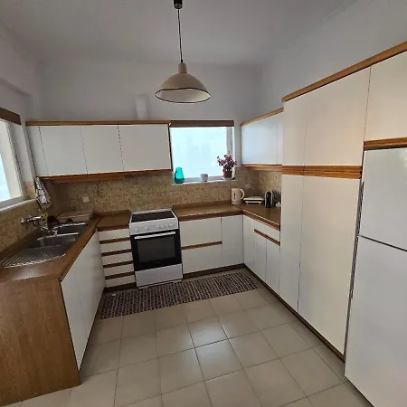 With Sea View 1 شقة لوترا إديبسو